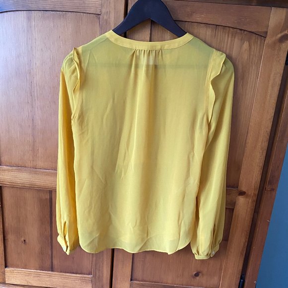 LOFT mustard blouse XSP - Picture 4 of 8